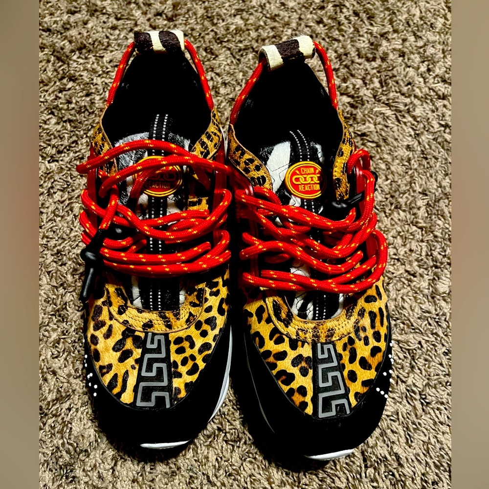 Versace Chain Reaction